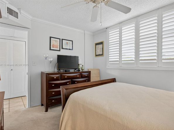 115 Royal Park Dr 2C, Oakland Park FL 33309