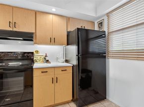 115 Royal Park Dr 2C, Oakland Park FL 33309