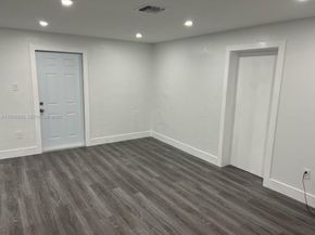 650 SE 1st Pl, Hialeah FL 33010