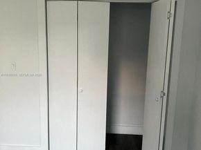 650 SE 1st Pl, Hialeah FL 33010