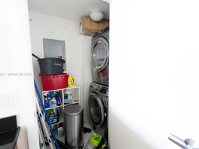 50 Biscayne Blvd 3702, Miami FL 33132