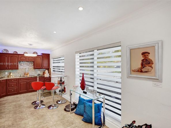 6520 W 8th Ln, Hialeah FL 33012