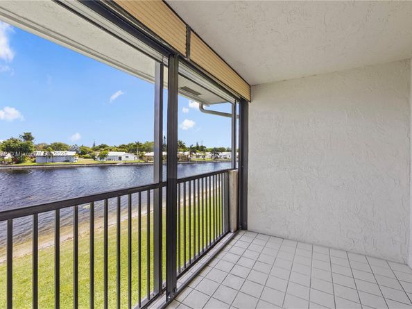 9814 W Mcnab Rd 204, Tamarac FL 33321