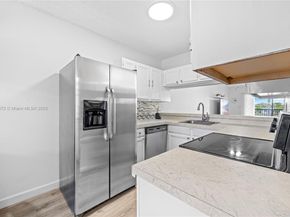9814 W Mcnab Rd 204, Tamarac FL 33321