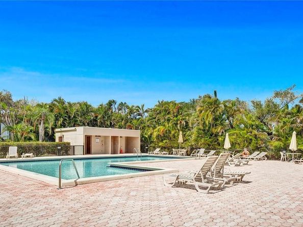 9814 W Mcnab Rd 204, Tamarac FL 33321