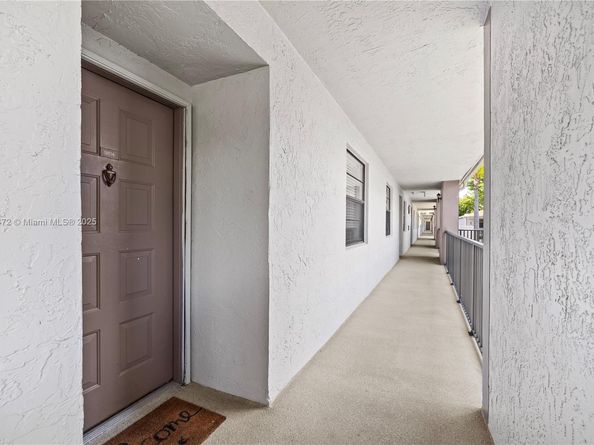 9814 W Mcnab Rd 204, Tamarac FL 33321