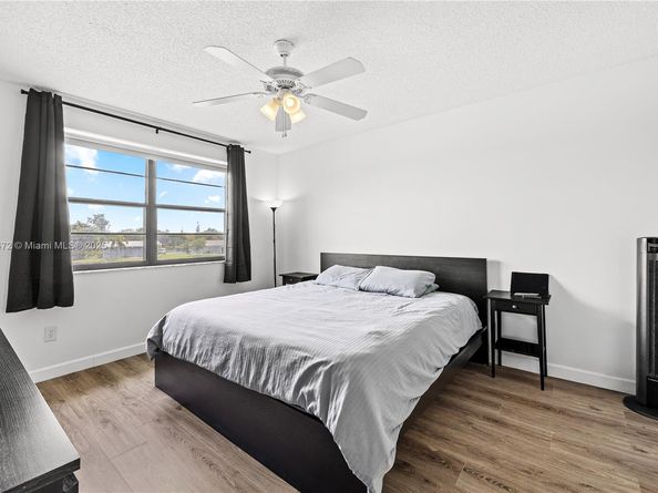 9814 W Mcnab Rd 204, Tamarac FL 33321