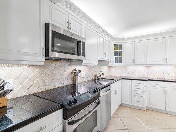 400 Ocean Trail Way 302, Jupiter FL 33477