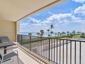 400 Ocean Trail Way 302, Jupiter FL 33477