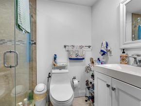 16075 SW 149th Ter, Miami FL 33196