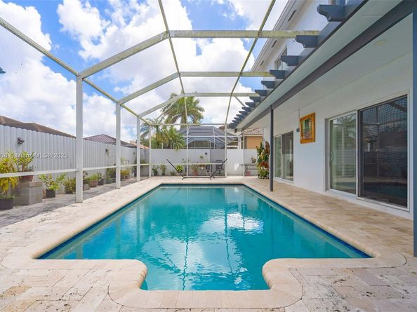 16075 SW 149th Ter, Miami FL 33196