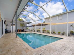 16075 SW 149th Ter, Miami FL 33196