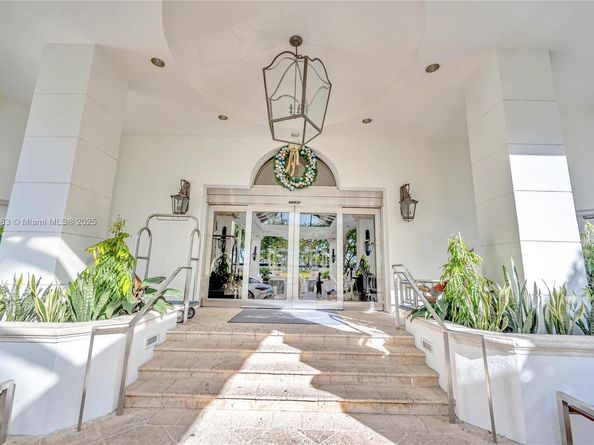 2000 Island Blvd 806, Aventura FL 33160