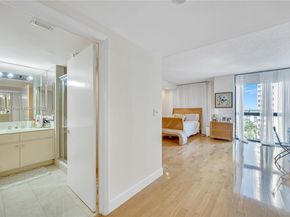 2000 Island Blvd 806, Aventura FL 33160