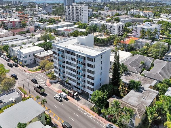 8000 Harding Ave 7F, Miami Beach FL 33141