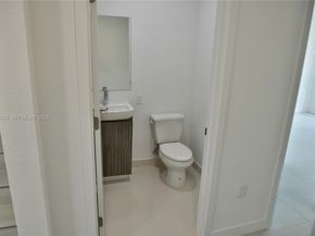 1179 NW 1st St, Florida City FL 33034