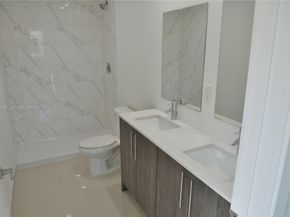 1179 NW 1st St, Florida City FL 33034