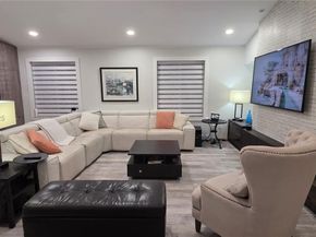 2908 N 36th Ave, Hollywood FL 33021