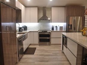 2908 N 36th Ave, Hollywood FL 33021