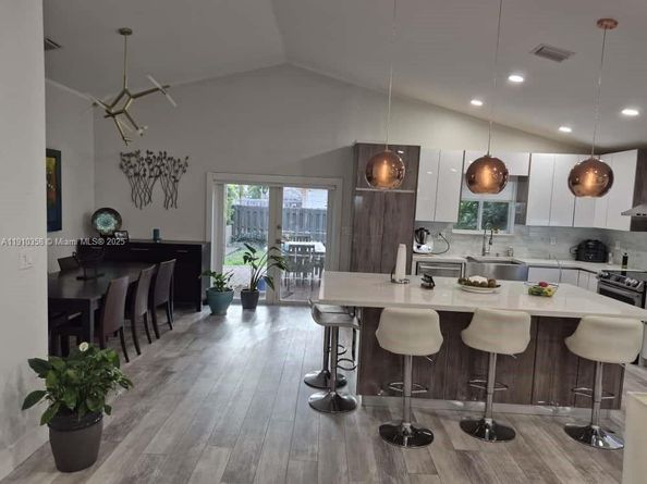 2908 N 36th Ave, Hollywood FL 33021