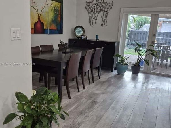 2908 N 36th Ave, Hollywood FL 33021