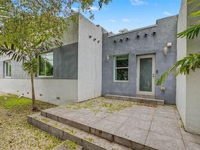 2900 SW 4th St, Miami FL 33135