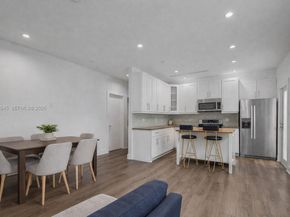 2900 SW 4th St, Miami FL 33135