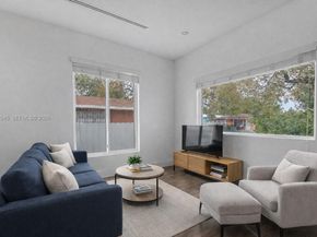 2900 SW 4th St, Miami FL 33135