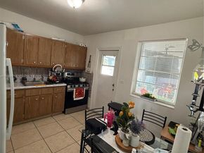 7200 SW 22nd St, Miami FL 33155