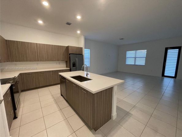 4506 SW 174th Ave, Miramar FL 33029