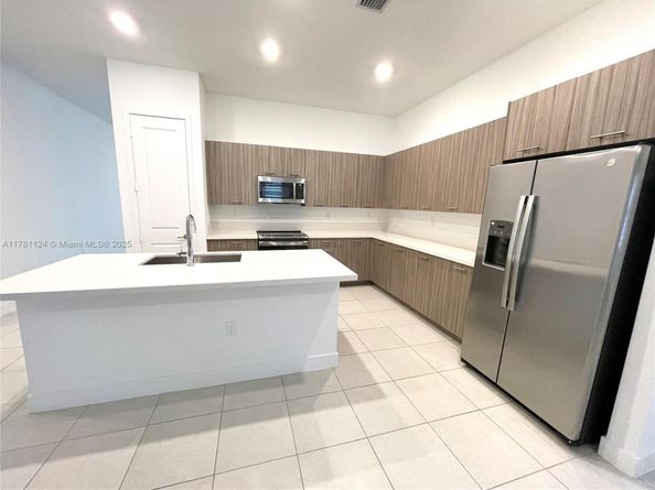 4506 SW 174th Ave, Miramar FL 33029