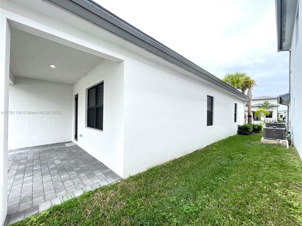 4506 SW 174th Ave, Miramar FL 33029