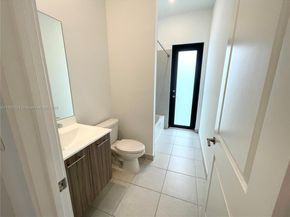 4506 SW 174th Ave, Miramar FL 33029