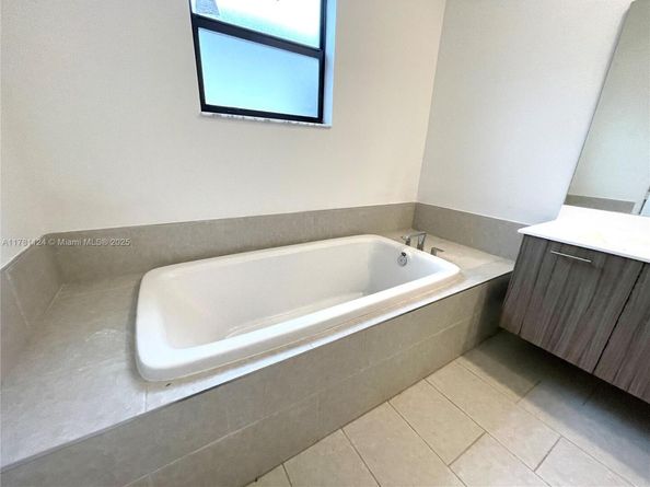 4506 SW 174th Ave, Miramar FL 33029