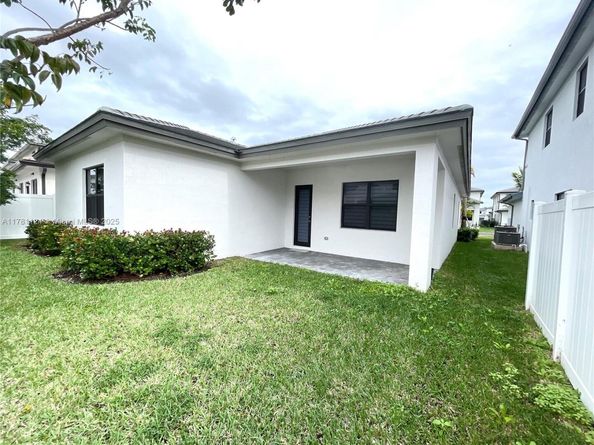 4506 SW 174th Ave, Miramar FL 33029