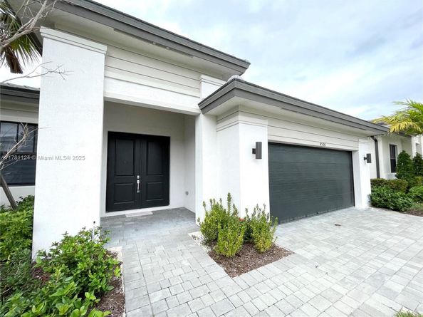 4506 SW 174th Ave, Miramar FL 33029
