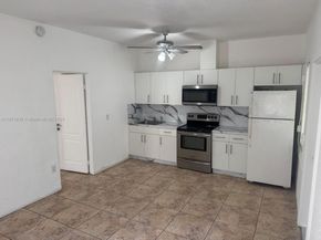 1411 NW 41st St, Miami FL 33142