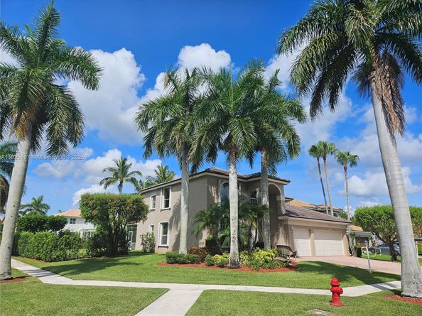 21300 Waycross Dr, Boca Raton FL 33428