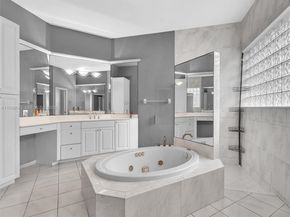 8720 NW 18th St, Coral Springs FL 33071