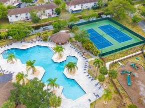 7064 SW 114th Pl B, Miami FL 33173