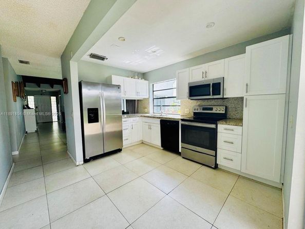 11796 SW 134th Pl, Miami FL 33186