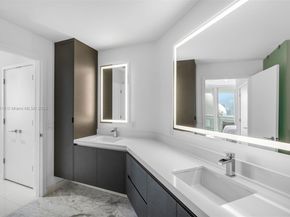 851 NE 1st Ave 1008, Miami FL 33132