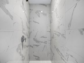 851 NE 1st Ave 1008, Miami FL 33132