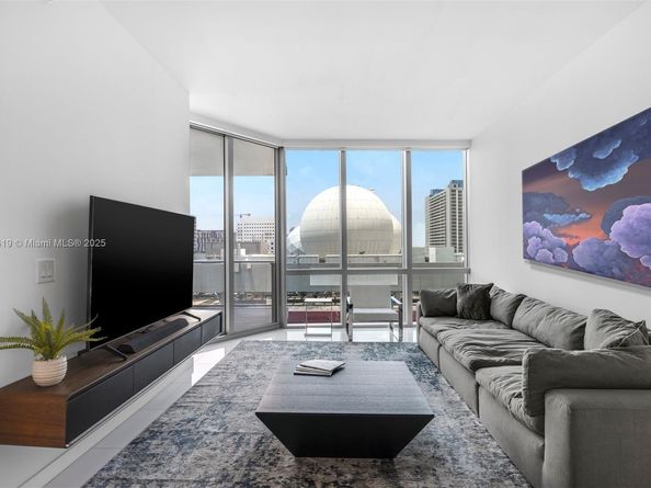 851 NE 1st Ave 1008, Miami FL 33132