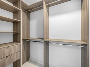 851 NE 1st Ave 1008, Miami FL 33132