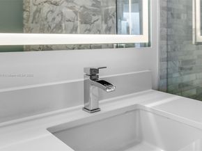 851 NE 1st Ave 1008, Miami FL 33132