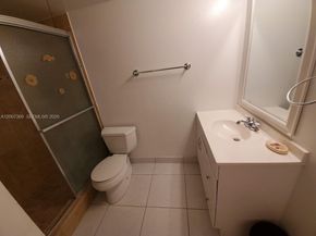 1750 NE 191st St 1051, Miami FL 33179