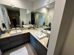 Undisclosed Address #A11678384, Miami FL 33131