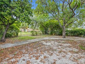 533 NW 20th Ave, Fort Lauderdale FL 33311