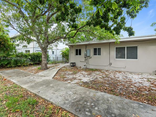 533 NW 20th Ave, Fort Lauderdale FL 33311